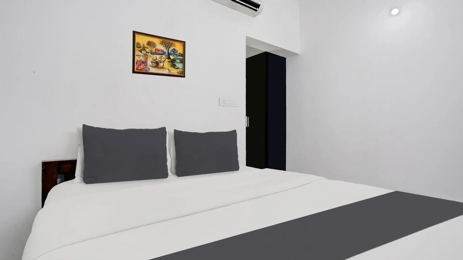 Hotel O Eva Residency Kochi 3*,