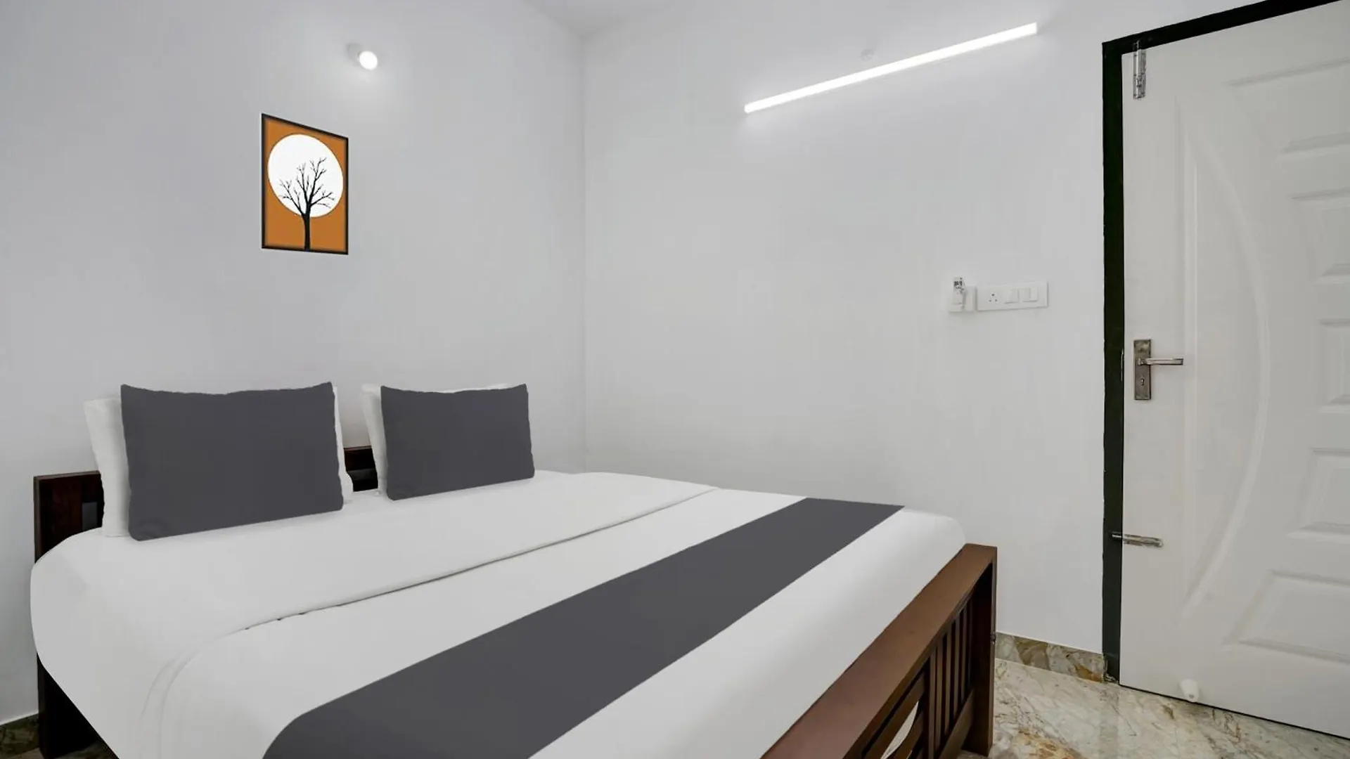 Hotel O Eva Residency Kochi