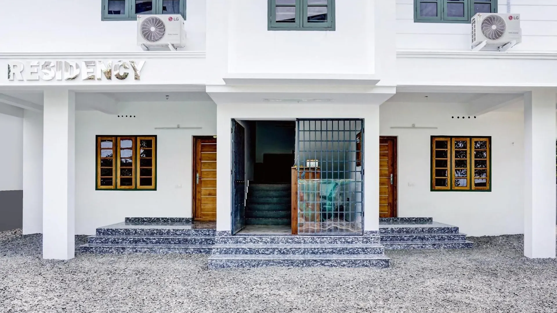 Hotel O Eva Residency Kochi