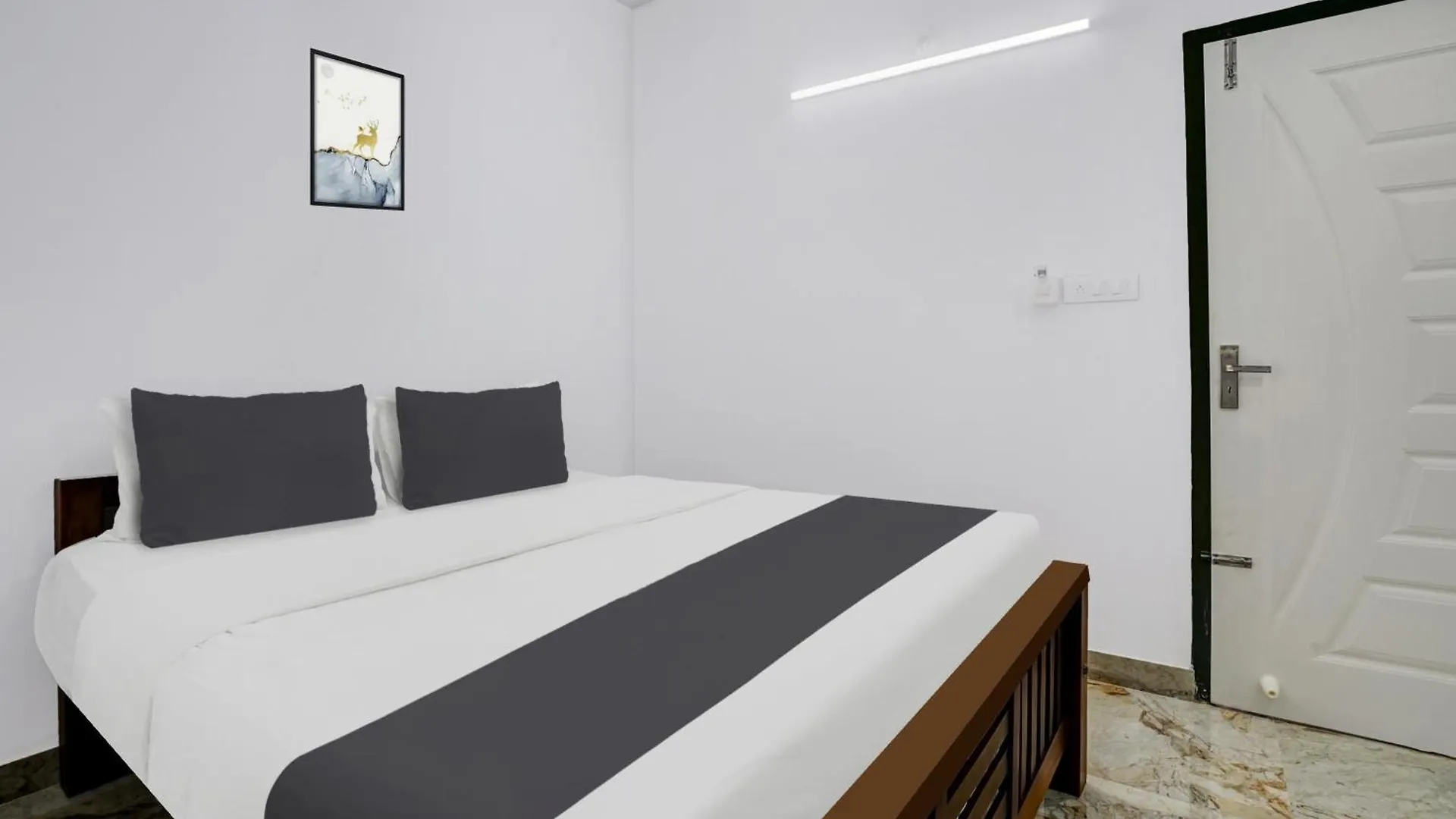 Hotel O Eva Residency Kochi